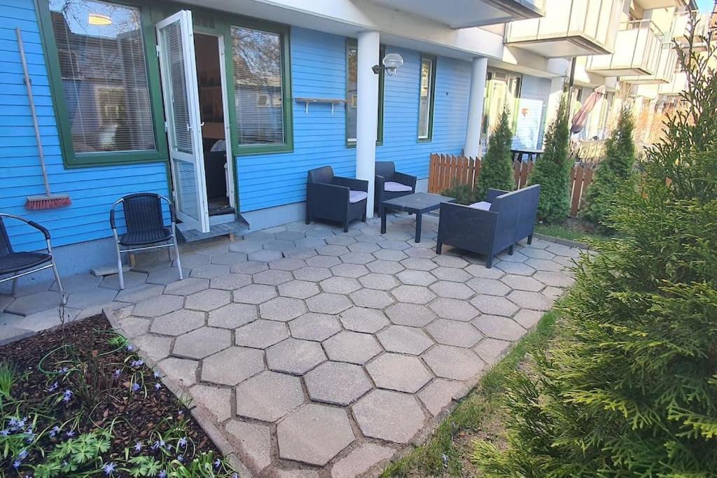 Apartment With Garden Near Metro! Stockholm Exterior photo